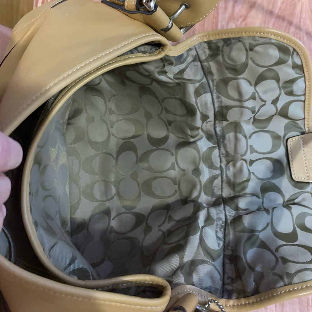Med. Coach baguette NWOT